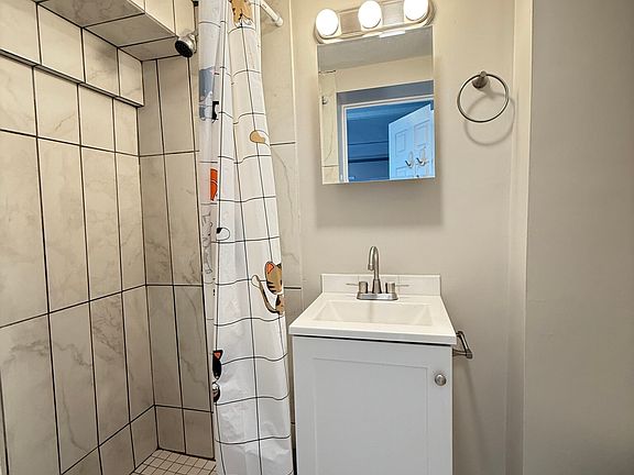5th image of 1709 Commonwealth Ave APT 3