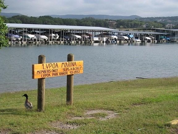 short walk to lake park