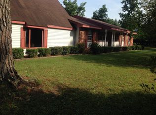 211 Wade Dr, Albany, GA 31701