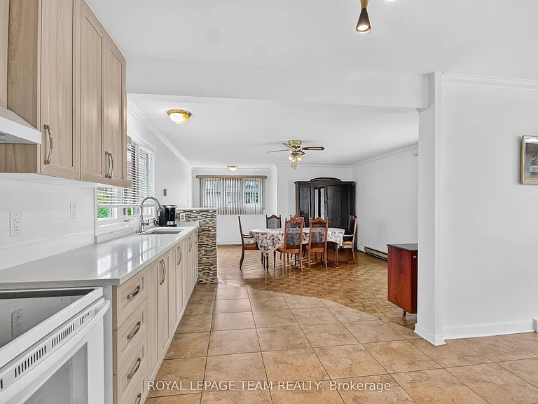 53 Fieldrow St — Photo 14