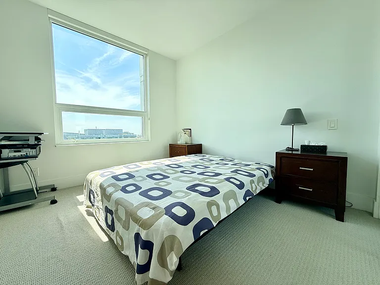 5508 Hollybridge Way #1303 — Photo 10