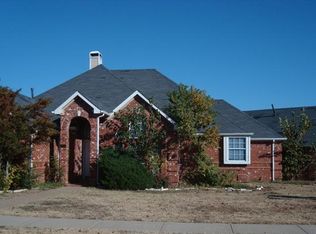 2204 Sunrise Ln, Carrollton, TX 75006