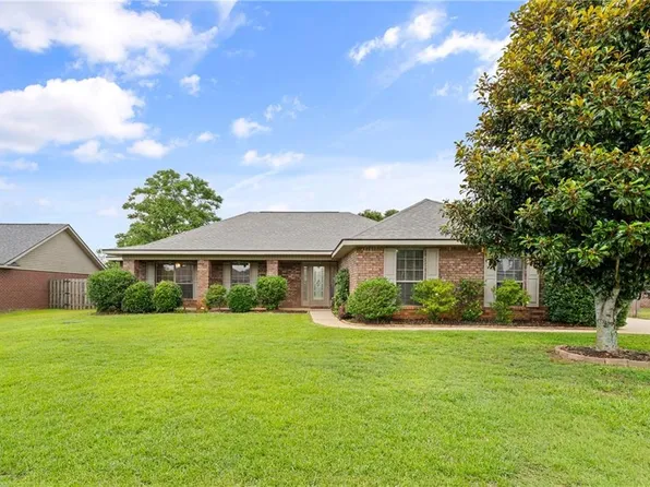 2930 Plantation Dr W, Mobile, AL 36695