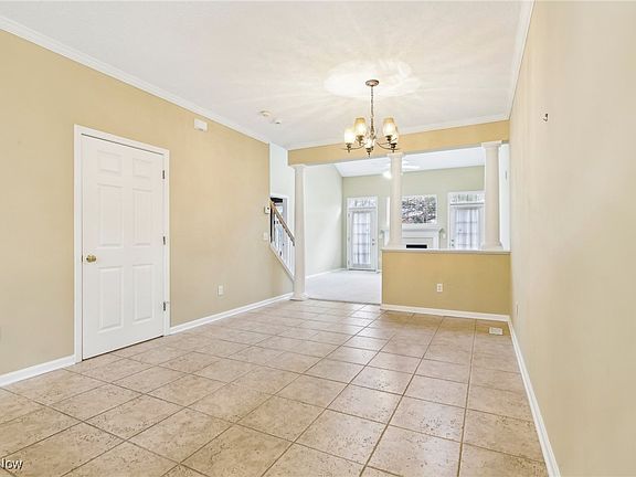 2nd image of 2601 Wyndgate Ct