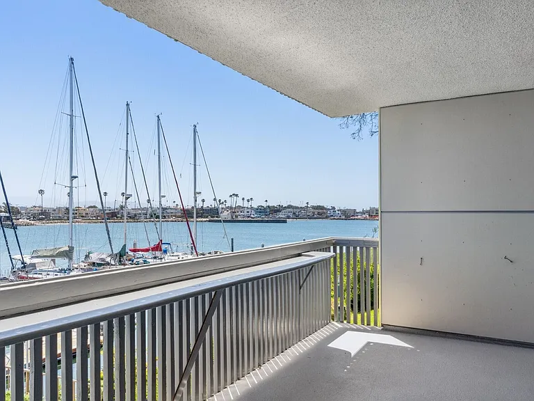 4200 Harbor Blvd — Photo 81
