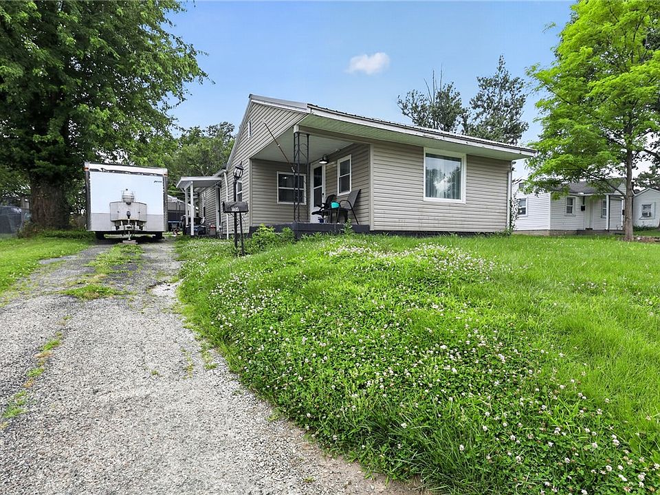 1st image of 1005 Aukerman St