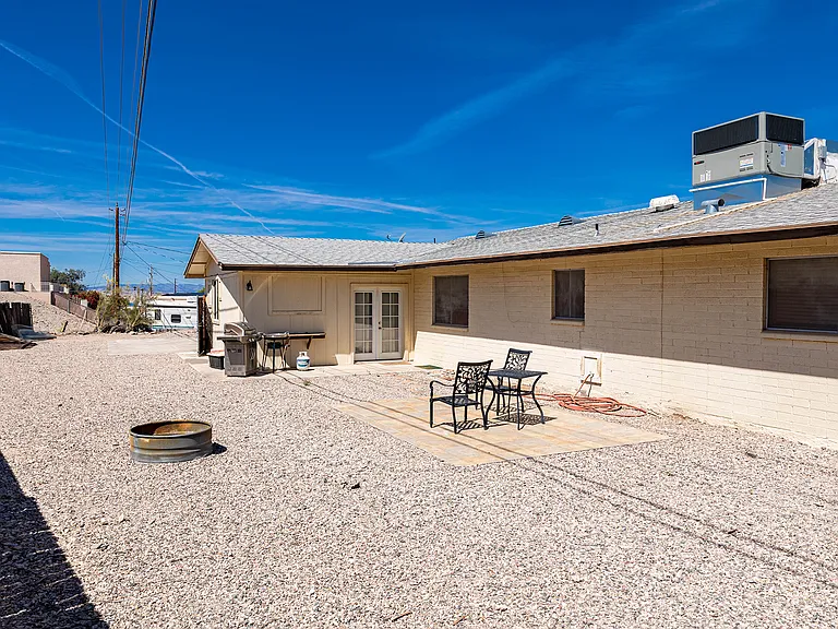 2312 Warbler Ln — Photo 38