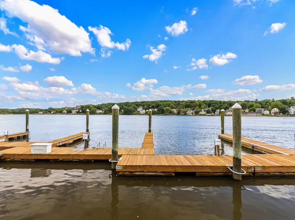 233 Front Street #B, New Haven, CT 06513