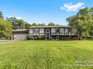 3395 Twelve Mile Rd NW, Sparta, MI 49345