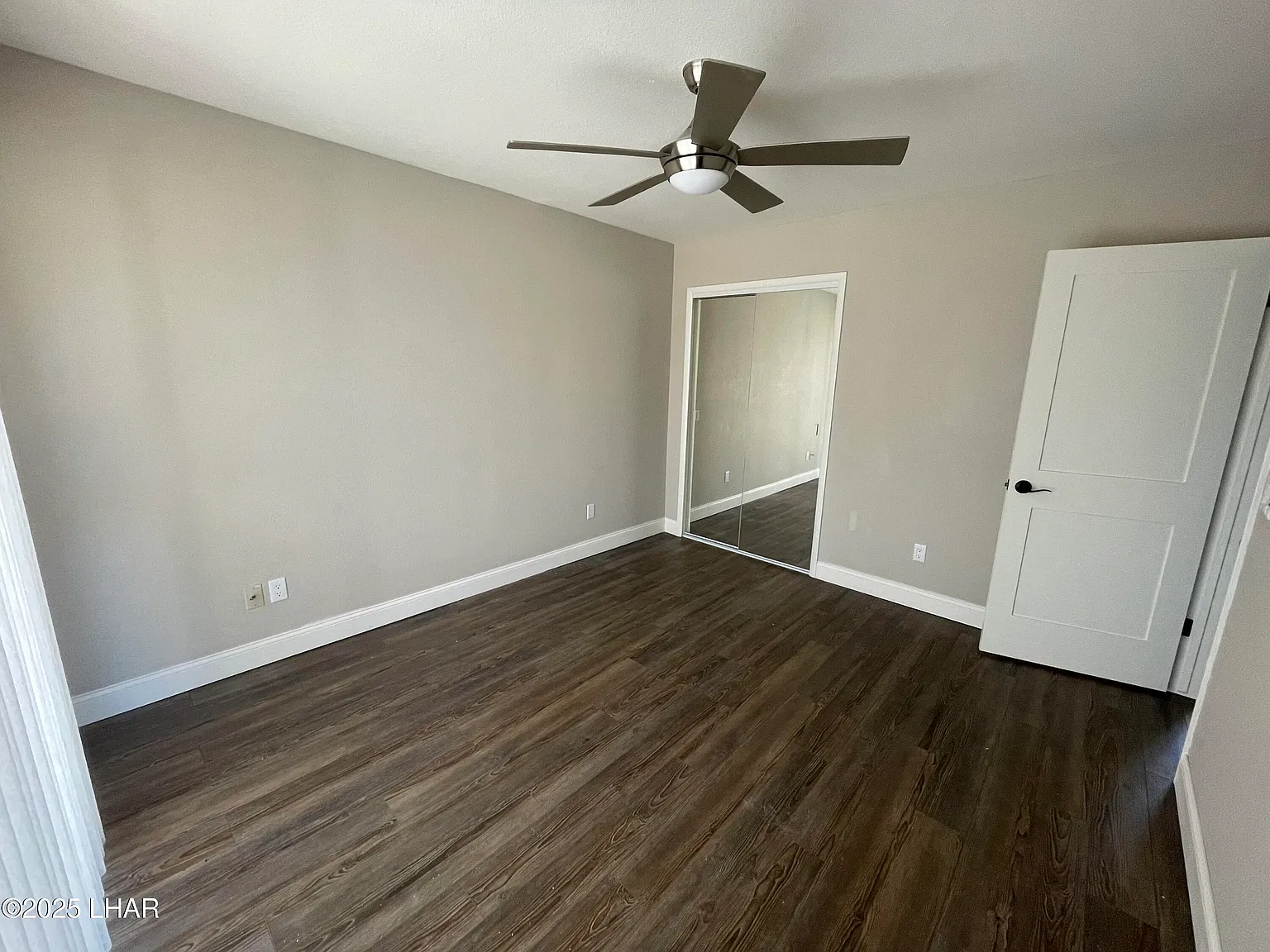 3 bed, 2.0 bath, 1500 sqft, $1,825 — Photo 4