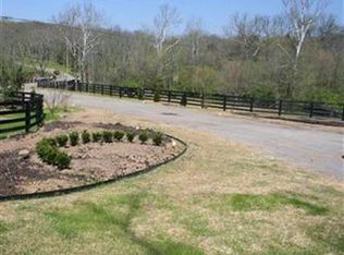 133 Forestgate Dr, Nicholasville, KY 40356