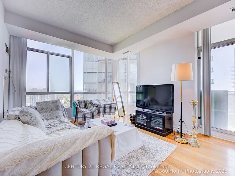 220 Burnhamthorpe Rd W #3004 — Photo 9
