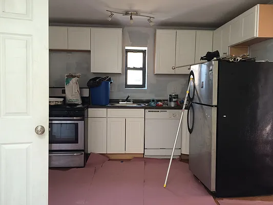 Rented by Loom Group | media 95