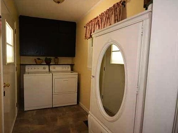 Laundry/mudroom