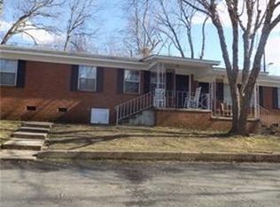 2714 Dundeen St, Charlotte, NC 28216