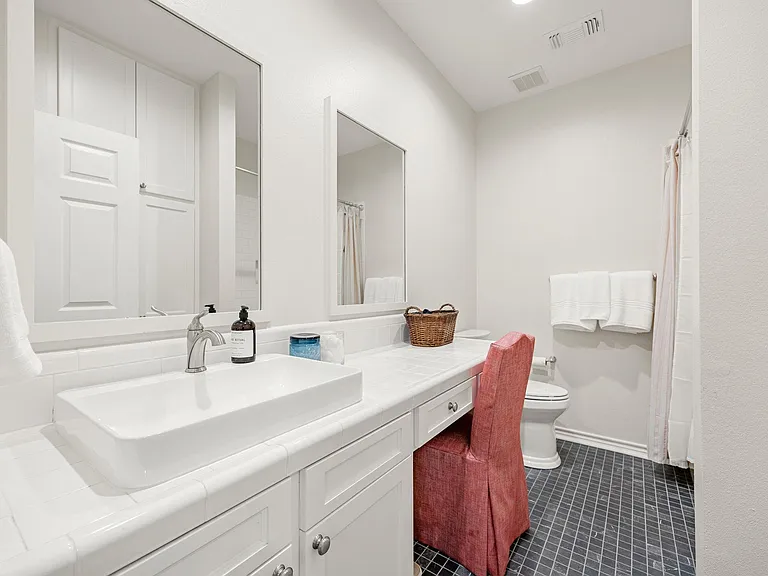 12900 Newberg Rd — Photo 23