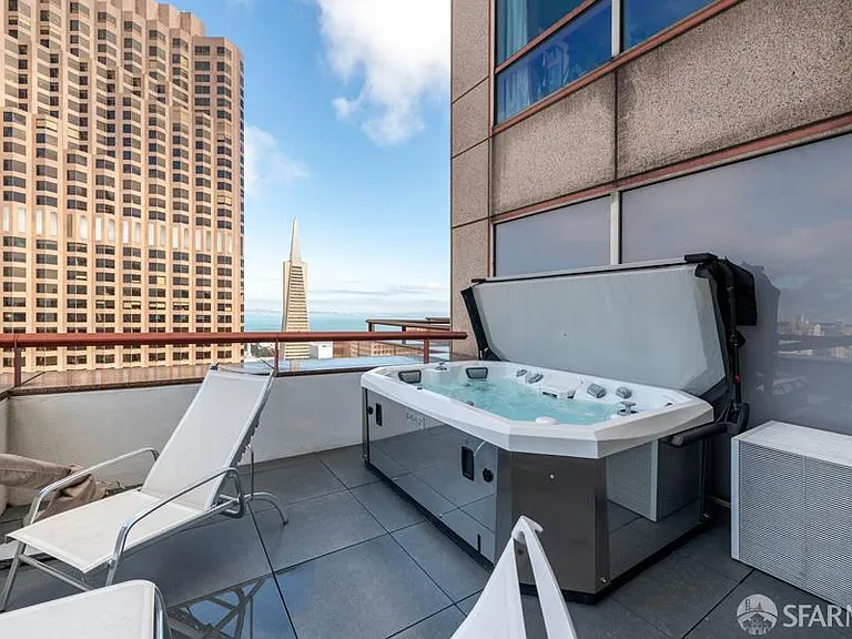 333 Bush St #4006 — Photo 38