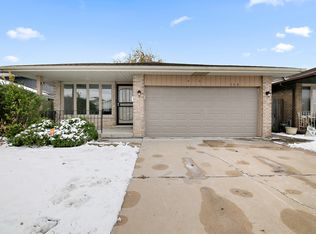 759 McArthur Ct, Dolton, IL