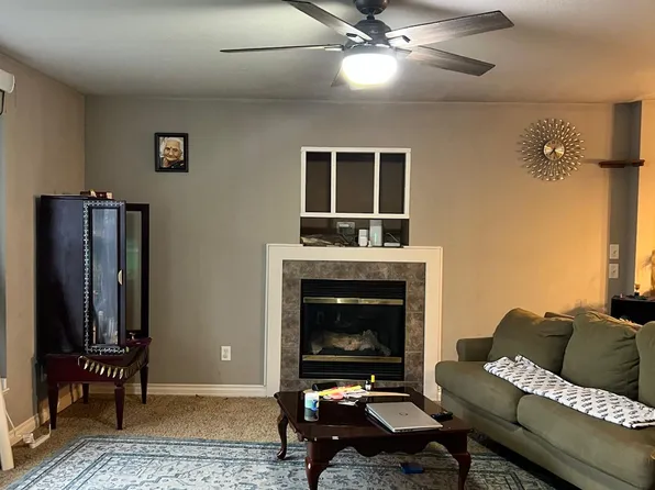 811 Wood Sorrel Ln, Perrysburg, OH 43551
