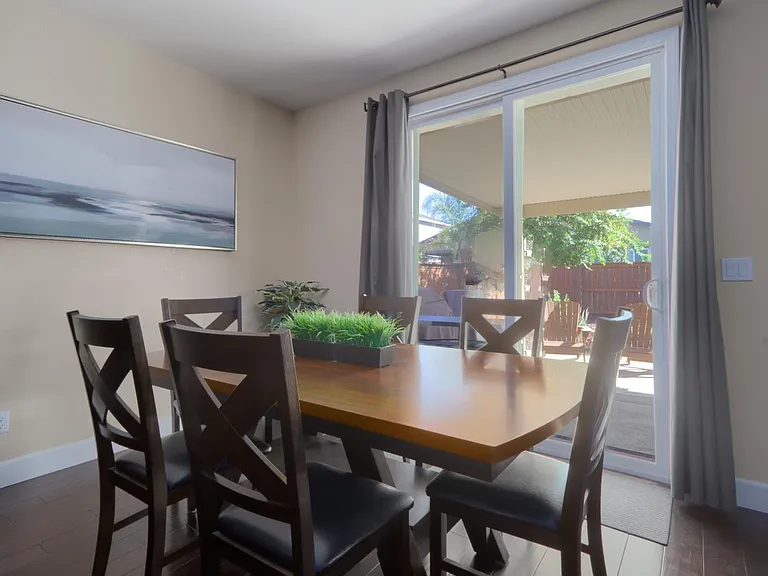 2708 Sweeney Dr — Photo 10