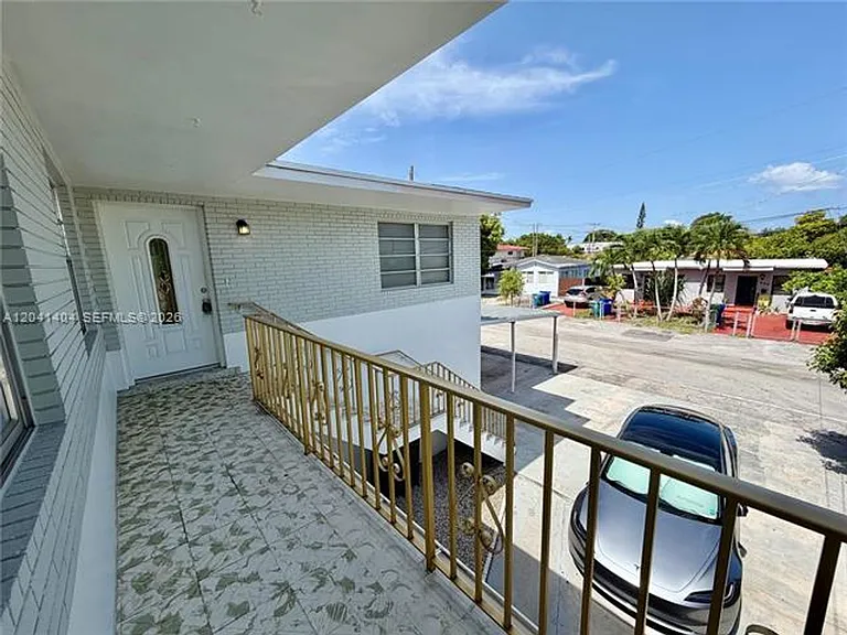 913 NW 22nd Pl #913 — Photo 14