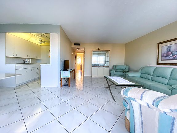 Home For Sale In Century Village