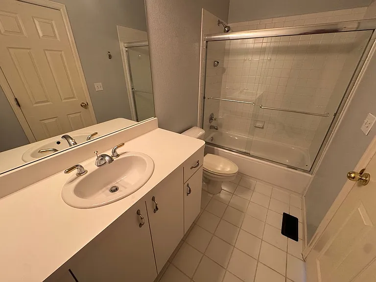 1701 Grove St — Photo 11