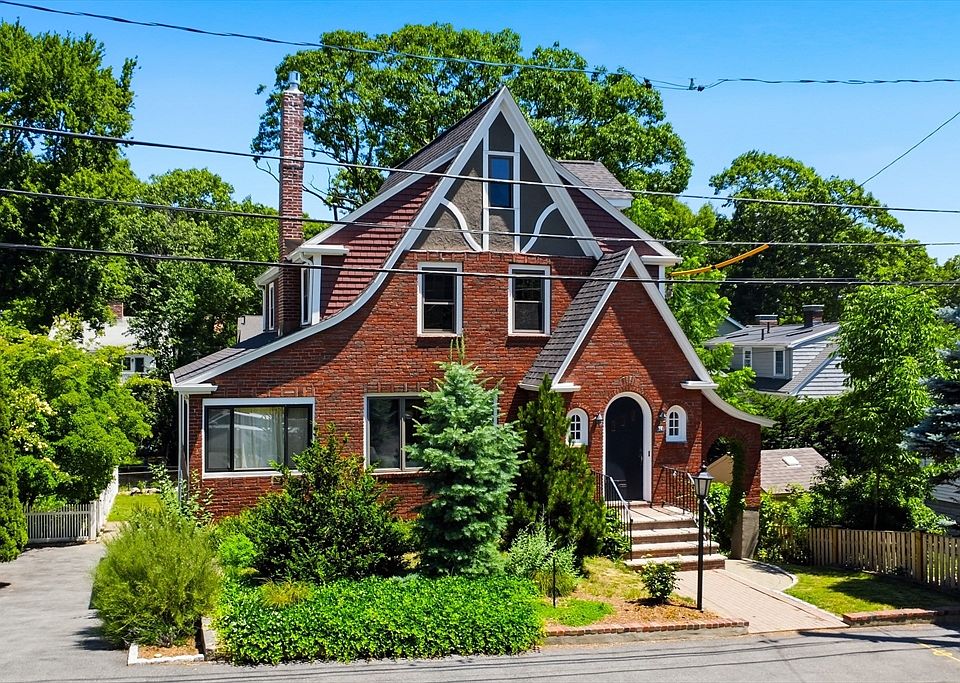 1st image of 26 Perkins St