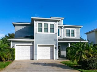 420 Davis St, Neptune Beach, FL 32266