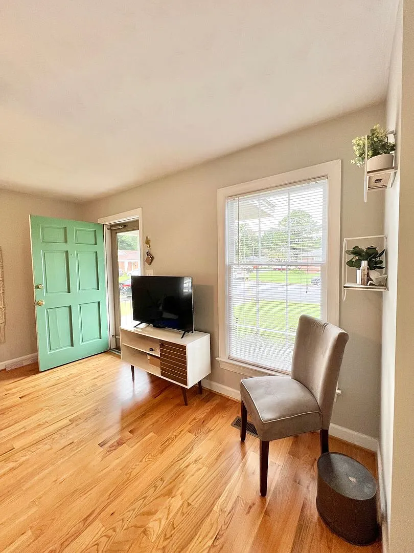 103 Stancil Dr. — Photo 3
