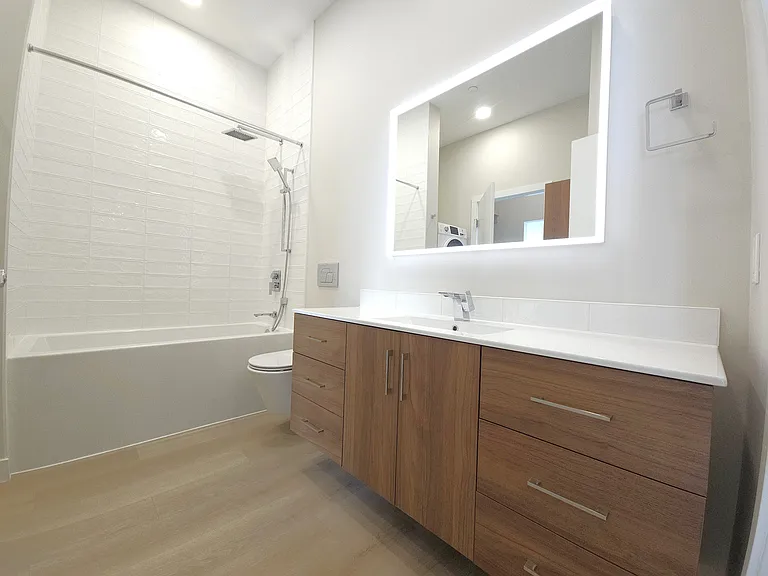 4030 University Ave NW — Photo 78