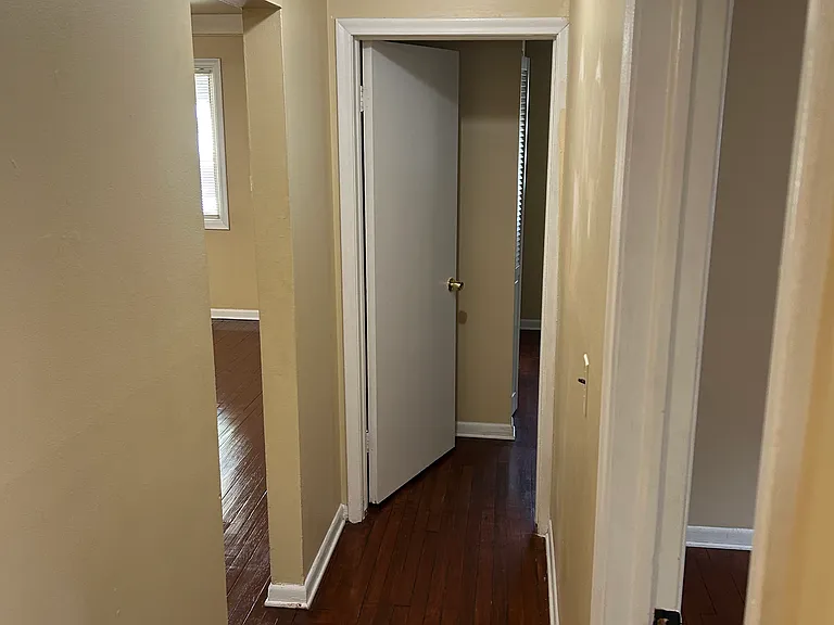 4624 Culver St — Photo 5