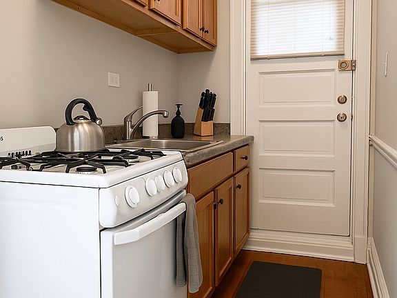 3rd image of 4209-17 N Milwaukee Ct #4422812