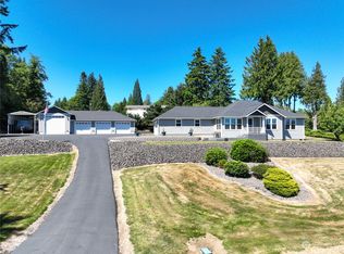 4 Cedar Gates Rd, Longview, WA 98632
