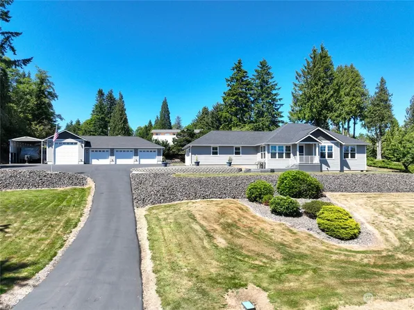 4 Cedar Gates Road, Longview, WA 98632