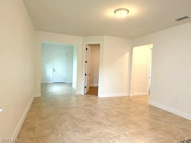 4560 Battlecreek Way — Photo 5