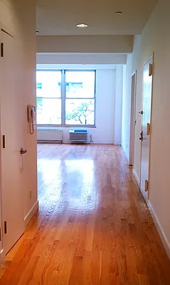 Rented by Brooklyn Heights Real Estate Inc | media 31