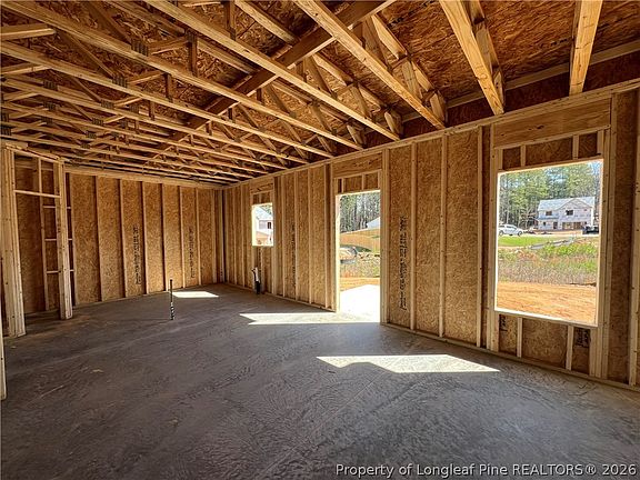 5th image of 3891 Blackhills Rd