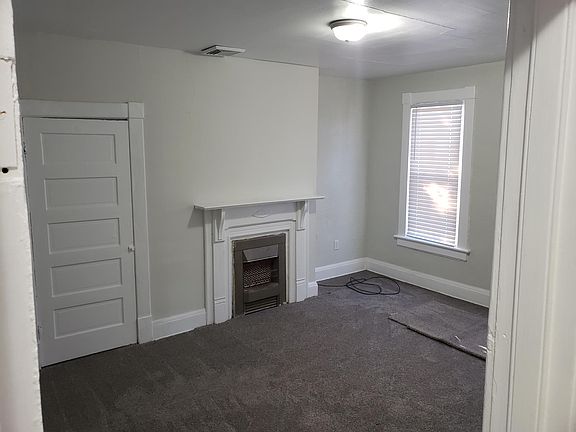 4th image of 610 Walnut Ave