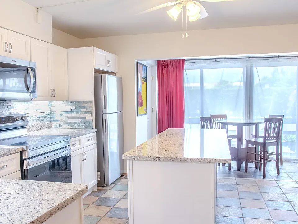 11000 S Ocean Dr #2-6