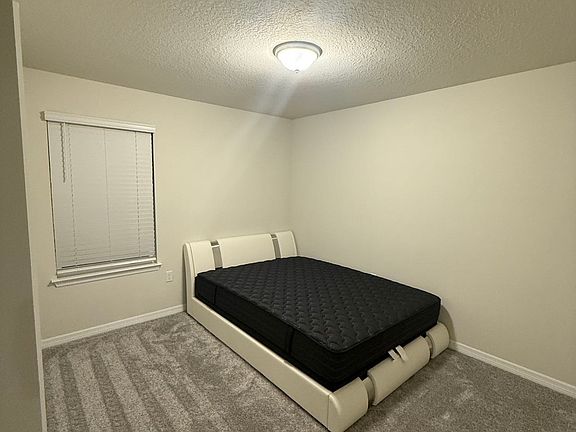 2nd image of 6442 Tabebuia Pkwy