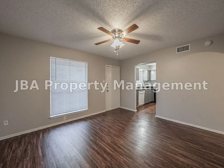1770 Farleigh Ct #1770F — Photo 9