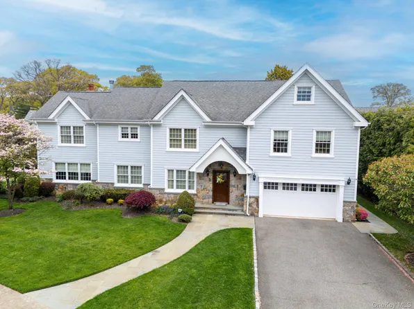 93 Berkshire Road, Rockville Centre, NY 11570