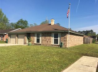 100 Heritage Cir, Slidell, LA 70458