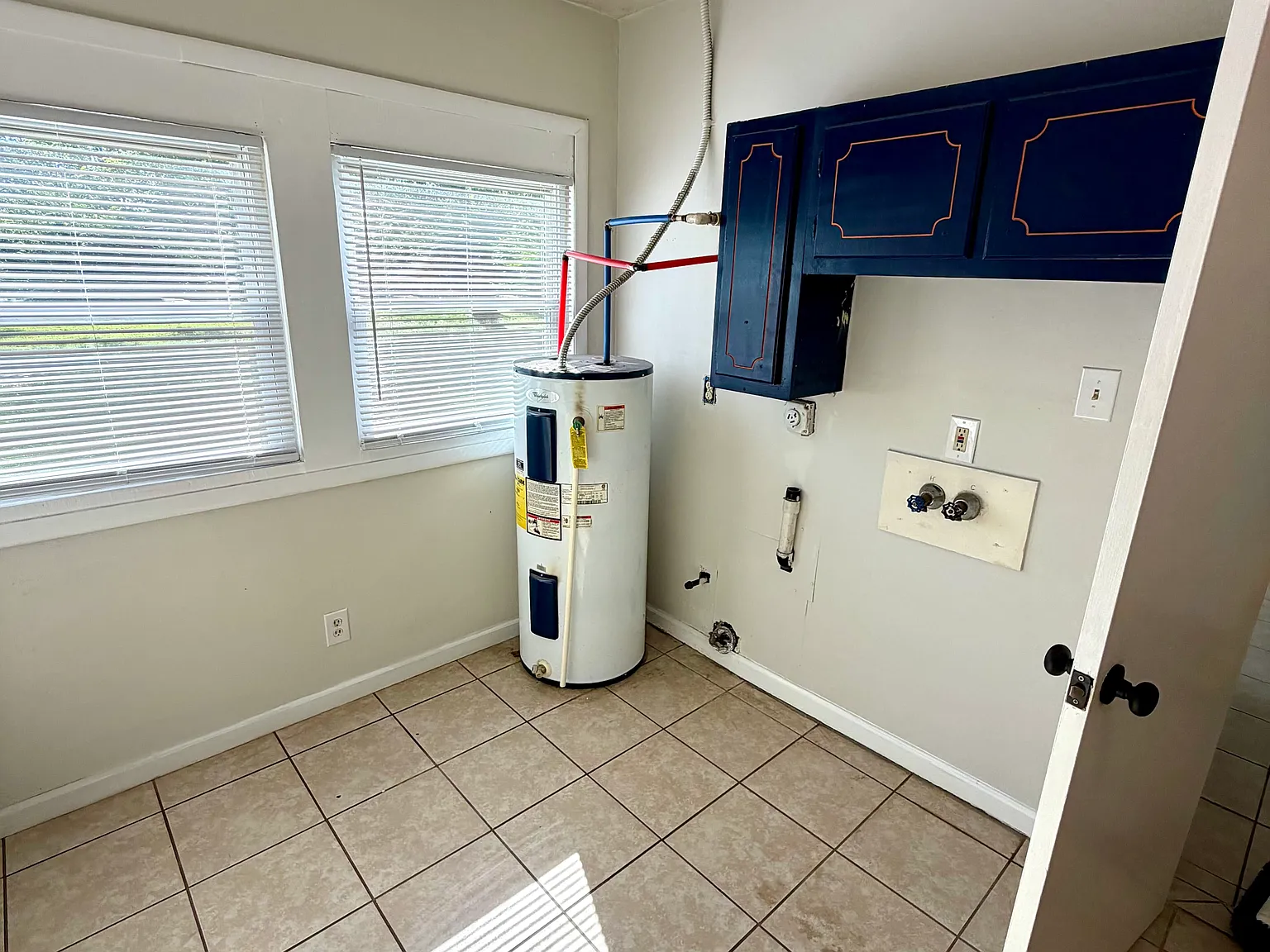 2 bed, 936 sqft, $1,700 — Photo 4