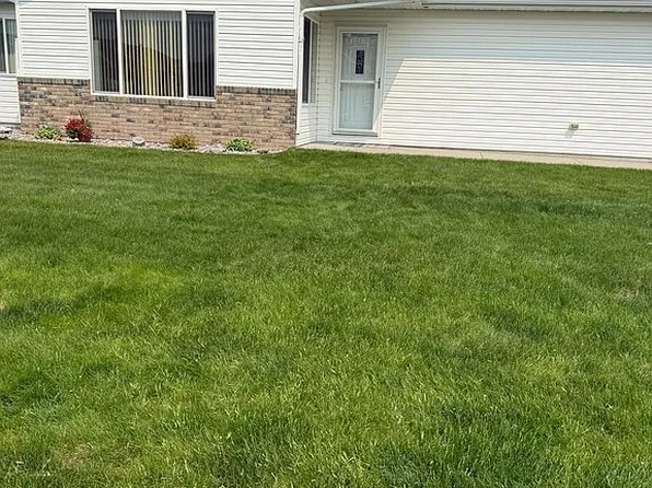 611 2nd St NW, Dilworth, MN 56529