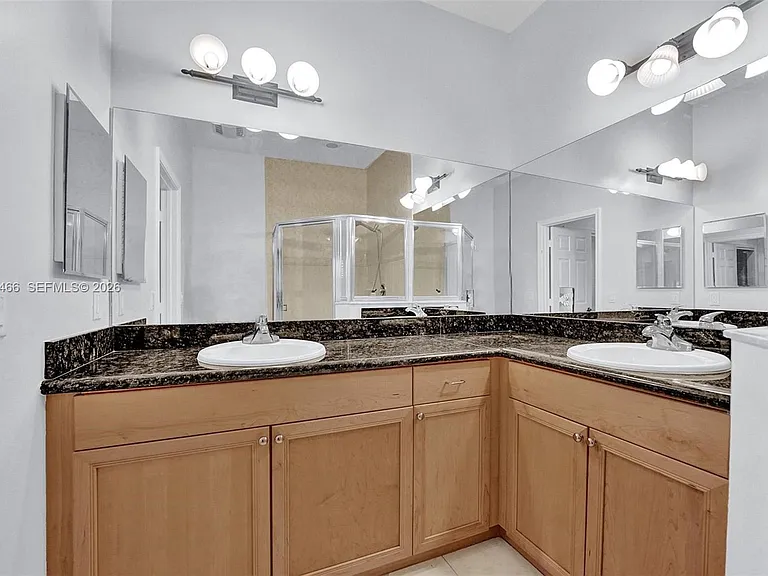 602 S Federal Hwy #12 — Photo 22