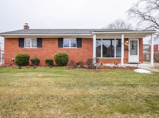 31303 Roycroft St, Livonia, MI 48154
