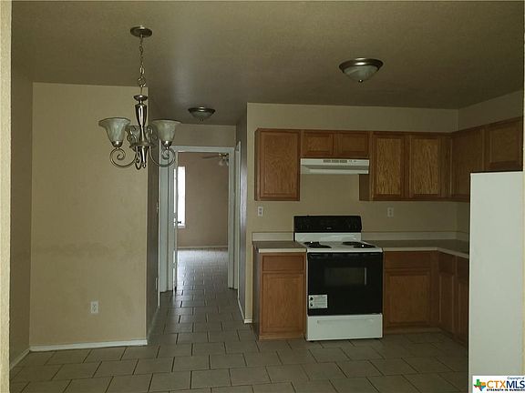 4th image of 3404 Barcelona Dr #A