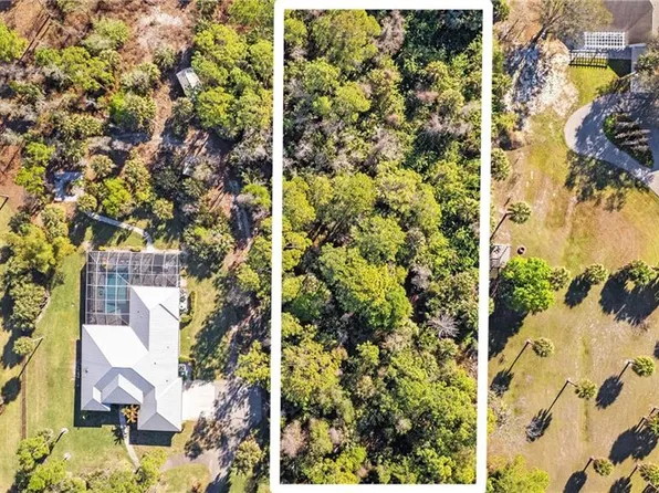  29th St SW, NAPLES, FL 34117